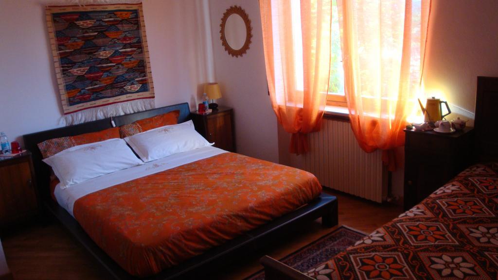 Il Melograno Bed & Breakfast Borgo San Dalmazzo Phòng bức ảnh